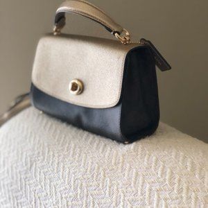 Coach Purse- Tilly Satchel 23 in Signature canvas